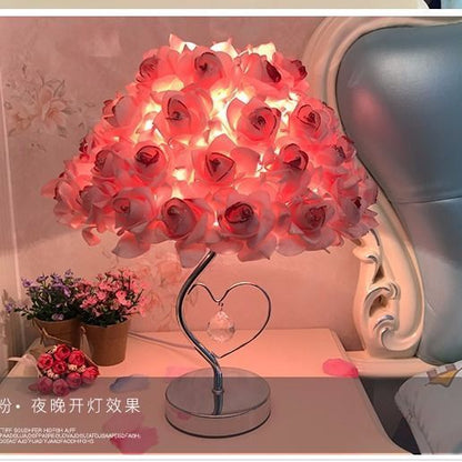 Elegant Heart-Shaped Desk Lamp